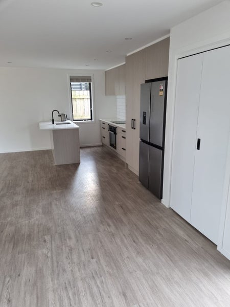 3/10 Palm Grove, Berhampore, Wellington - Carousel 2