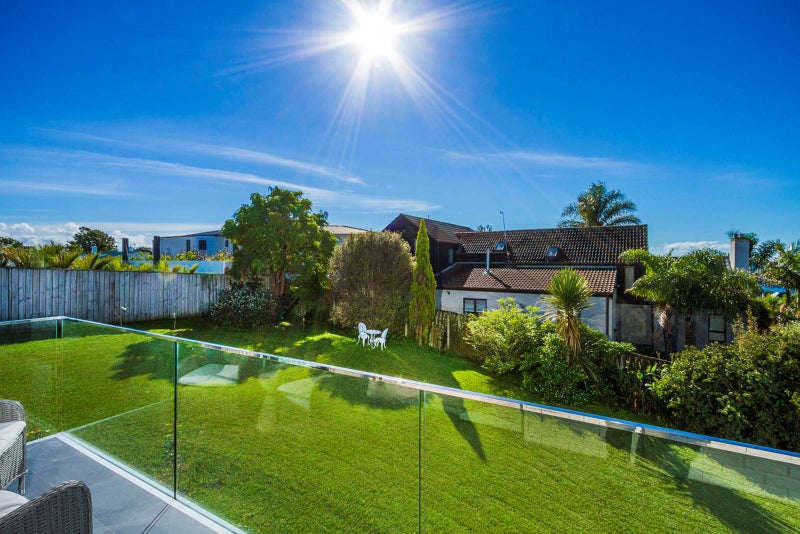 3/6 Brown Street, Hauraki, Auckland - Carousel 2