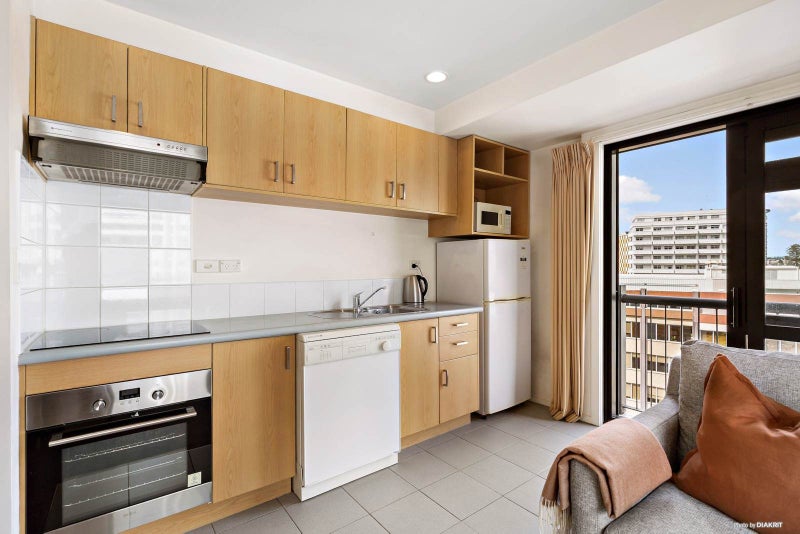 8A/2 Eden Crescent, Auckland Central, Auckland - Carousel 2