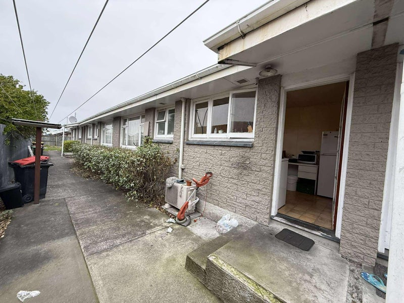 2/410 Worcester Street, Linwood, Christchurch - Carousel 1