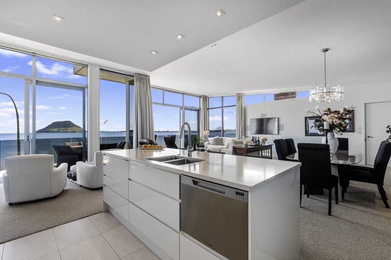 108 Harbour Drive, Otumoetai, Tauranga - Carousel 2