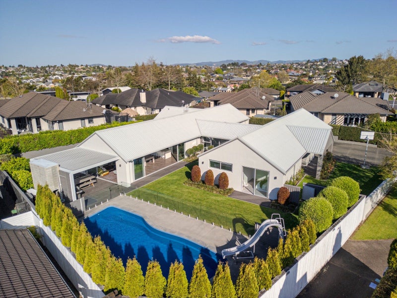 6 Hansard Place, Bethlehem, Tauranga - Carousel 2