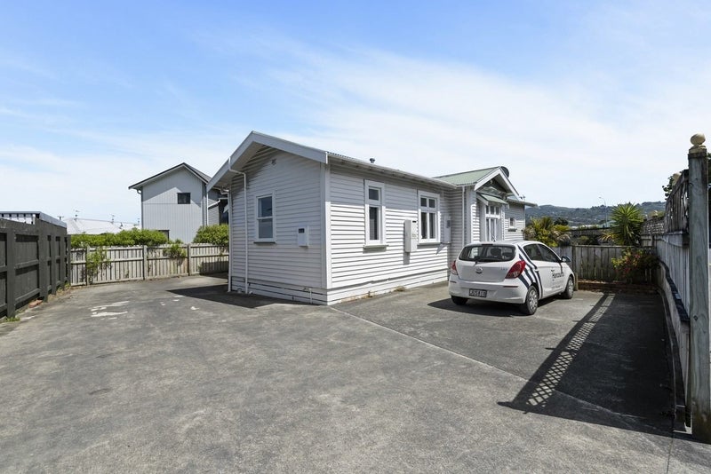 117 Whites Line, WAIWHETU, LOWER HUTT - Carousel 1