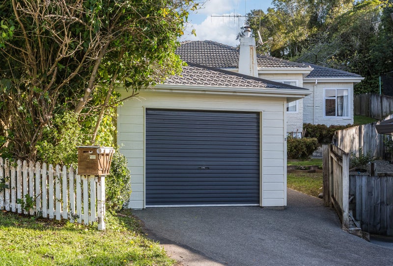 2 Chester Road, Tawa, Wellington - Carousel 16