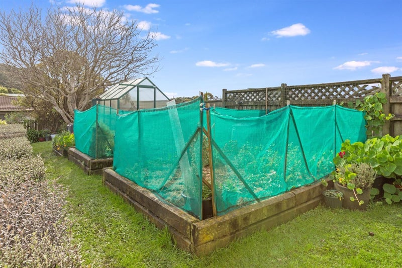 44 Discovery Drive, Whitby, Porirua - Carousel 31