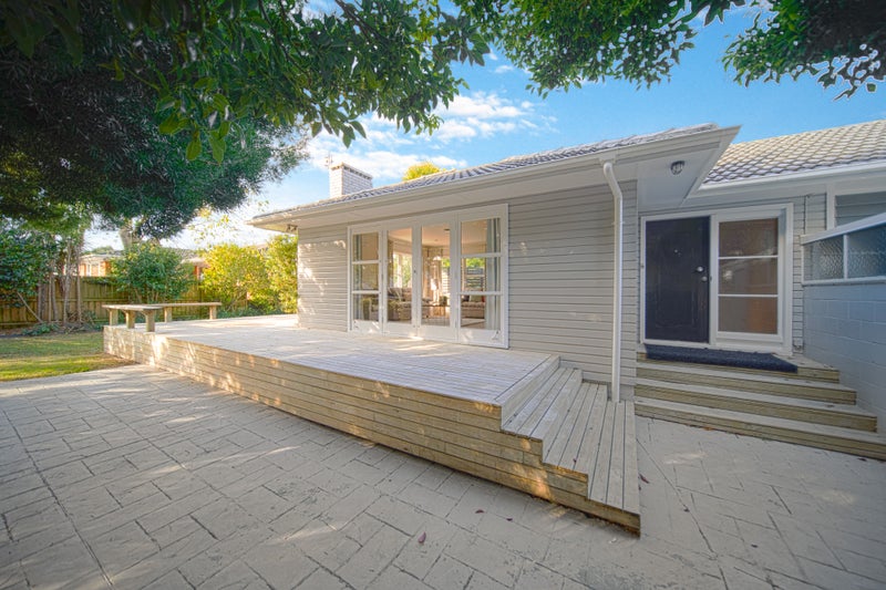 10 David Avenue, Hillpark, Auckland - Carousel 1