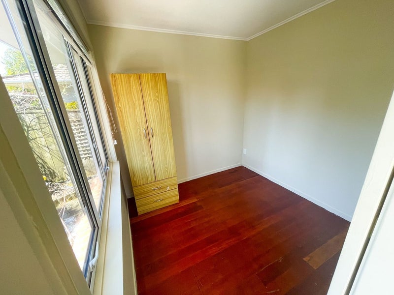 27 Kinross Street, Blockhouse Bay, Auckland - Carousel 13