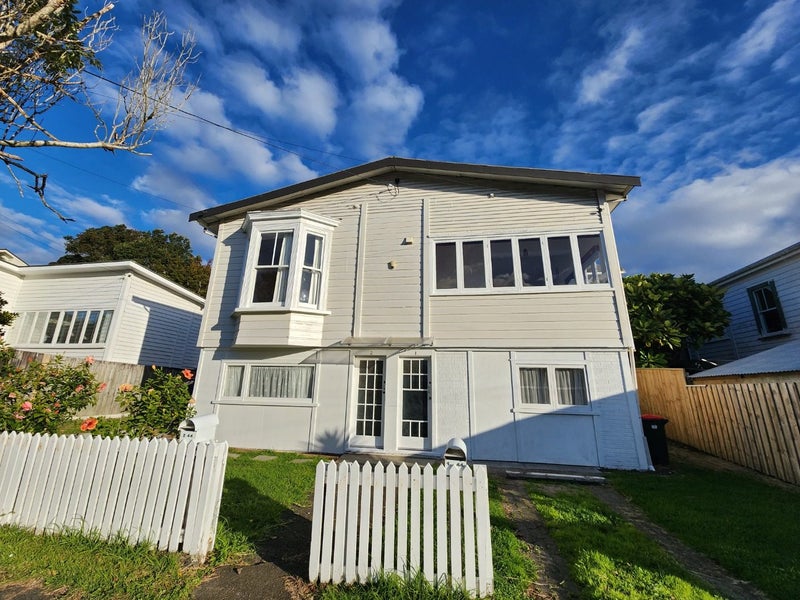 2/44 Third Avenue, Kingsland, Auckland - Carousel 1
