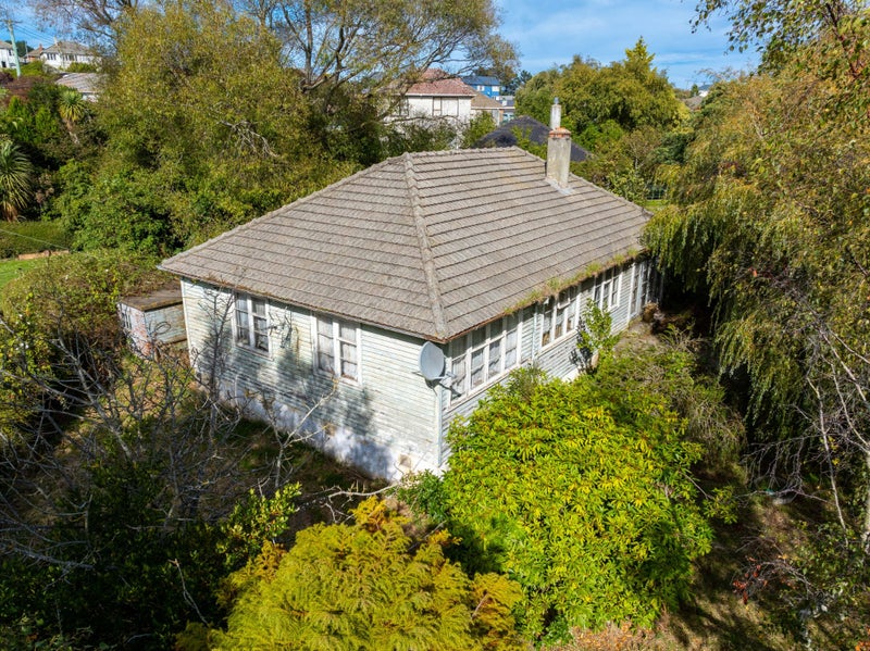 41 Dovecote Avenue, Corstorphine, Dunedin - Carousel 1