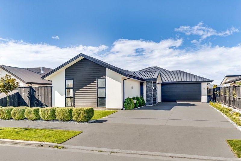 4 Pistacia Place, Hornby, Christchurch - Carousel 1