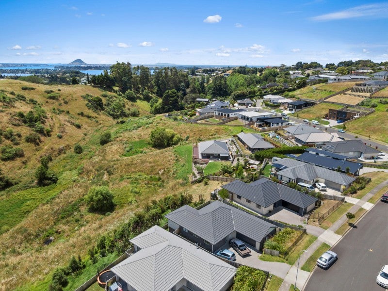 138 Ballintoy Park Drive, Welcome Bay, Tauranga - Carousel 27