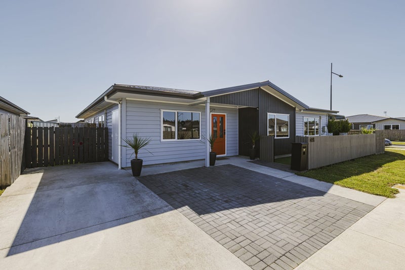 26 Kapowai Boulevard, Takanini, Auckland - Carousel 12