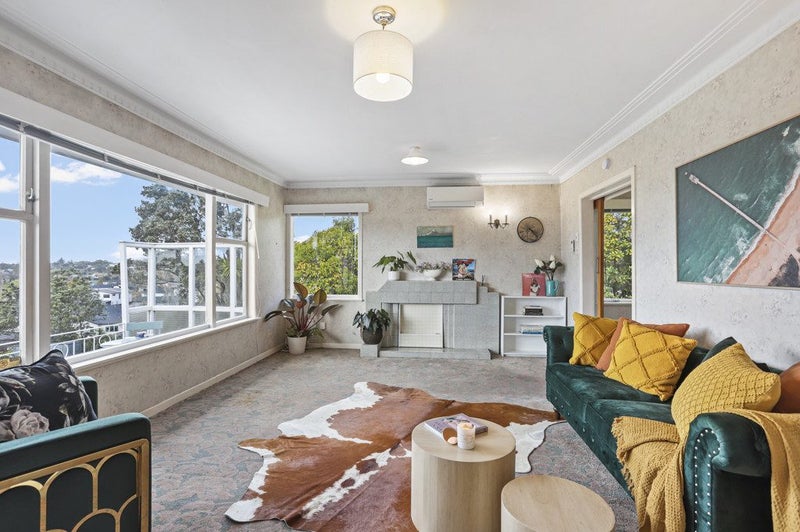 158D Titirangi Road, New Lynn, Auckland - Carousel 2