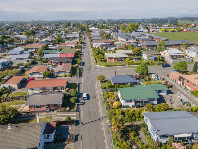 25 Oxford Street, West End, Timaru - Carousel 19