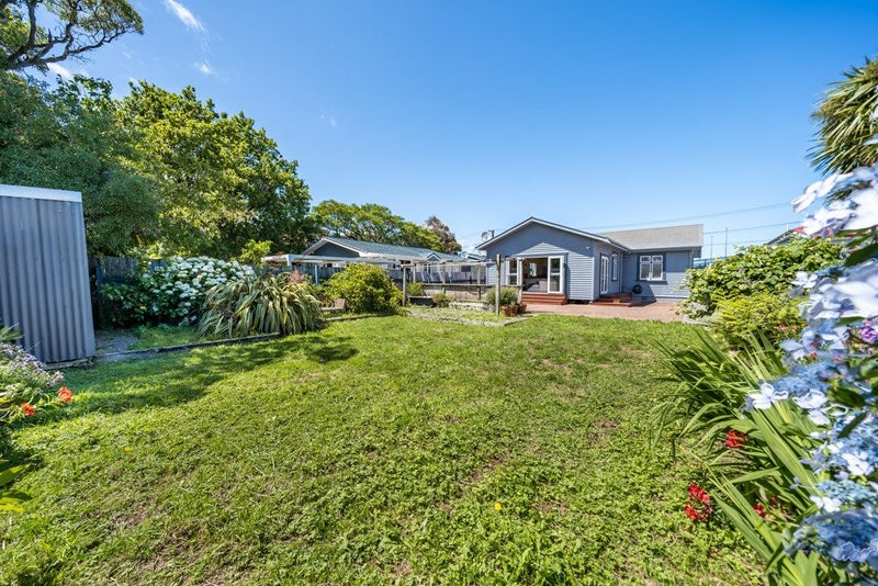 47 Wakefield Street, Alicetown, Lower Hutt - Carousel 1