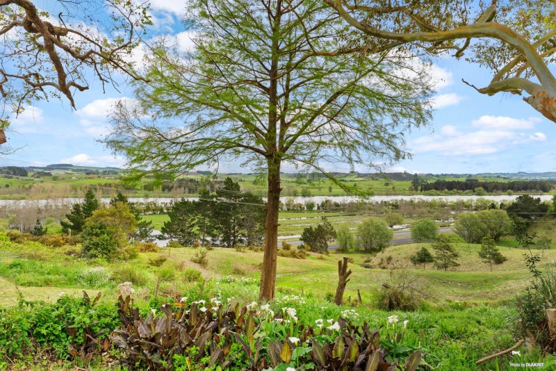 64 Te Puea Avenue, Meremere - Carousel 2