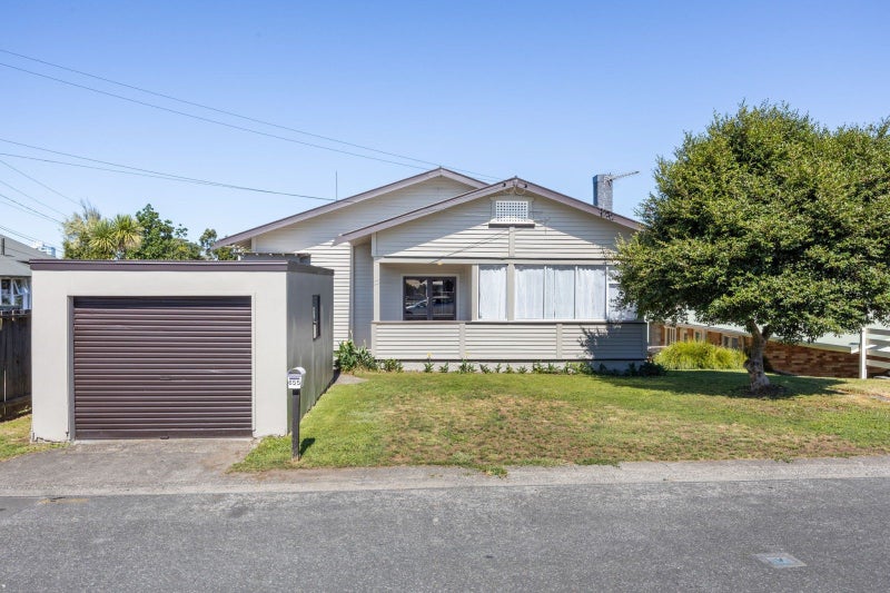 655 Grey Street, Hamilton East, Hamilton - Carousel 1