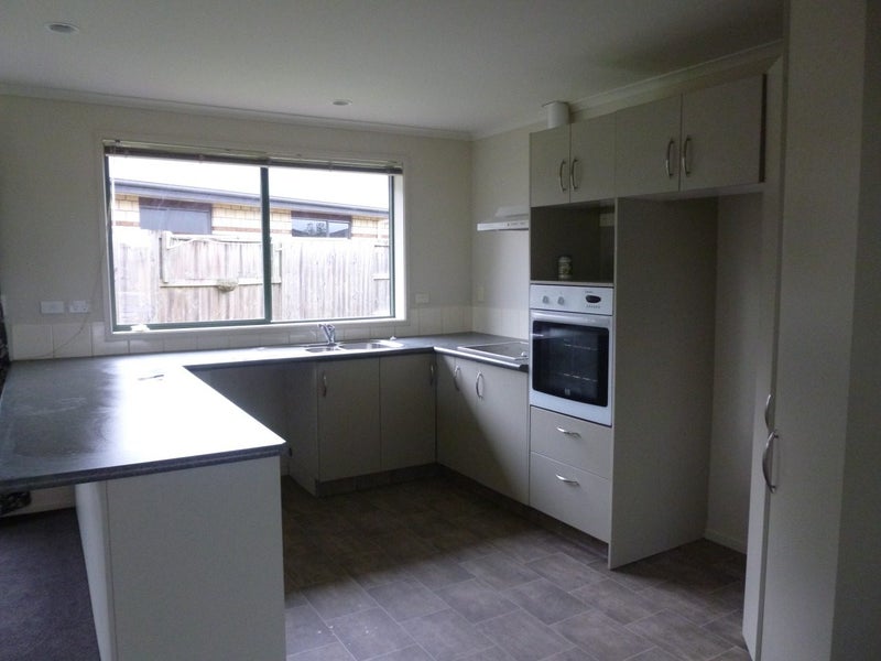 14 Gresham Place, Rototuna North, Hamilton - Carousel 2