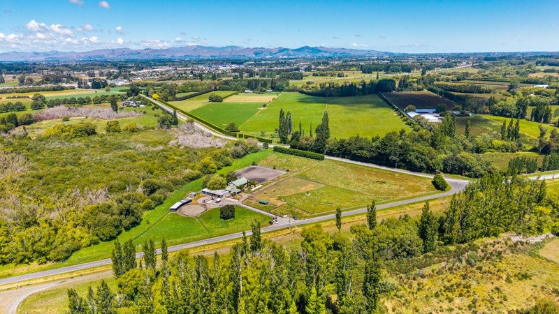 219 Coutts Island Road, Belfast - Carousel 1