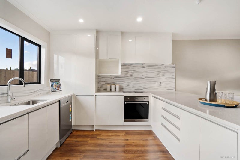 2/21 South Street, Papakura, Auckland - Carousel 2