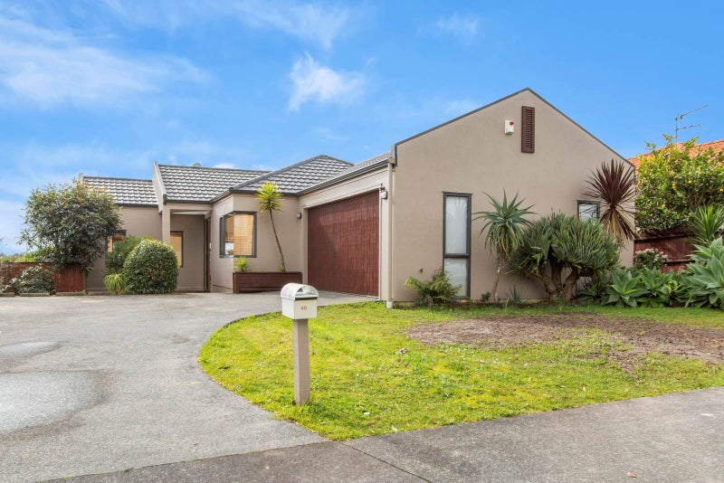 46 Rush Creek Drive, Westgate, Auckland - Carousel 1