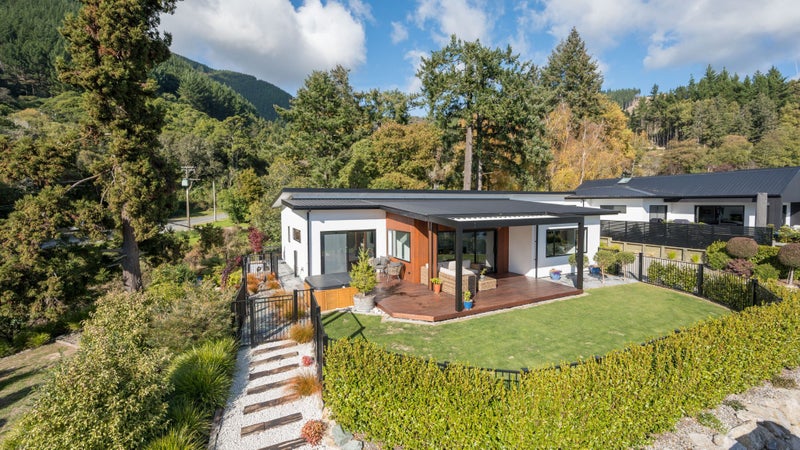 10 Vintners Way, Stoke, Nelson - Carousel 1