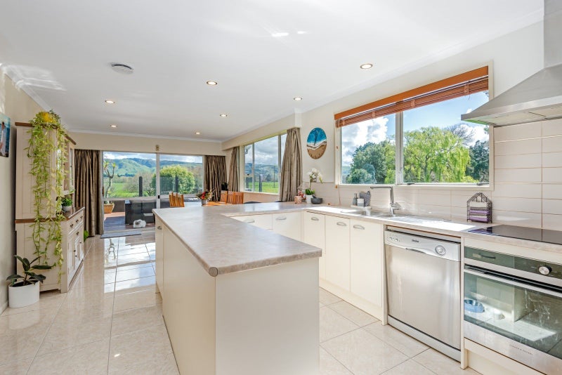 675 Ruawhata Road, Mangatainoka, Pahiatua - Carousel 2
