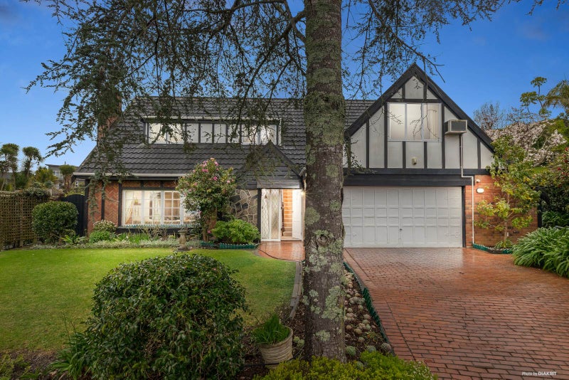 2 TOWBRIDGE Place, Mellons Bay, Manukau - Carousel 1