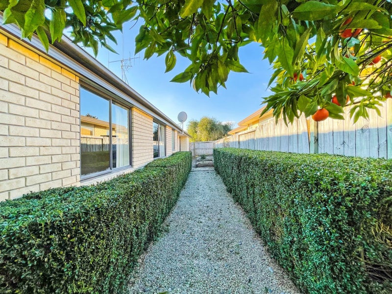 4 Cranbrook Place, Rototuna North, Hamilton - Carousel 11