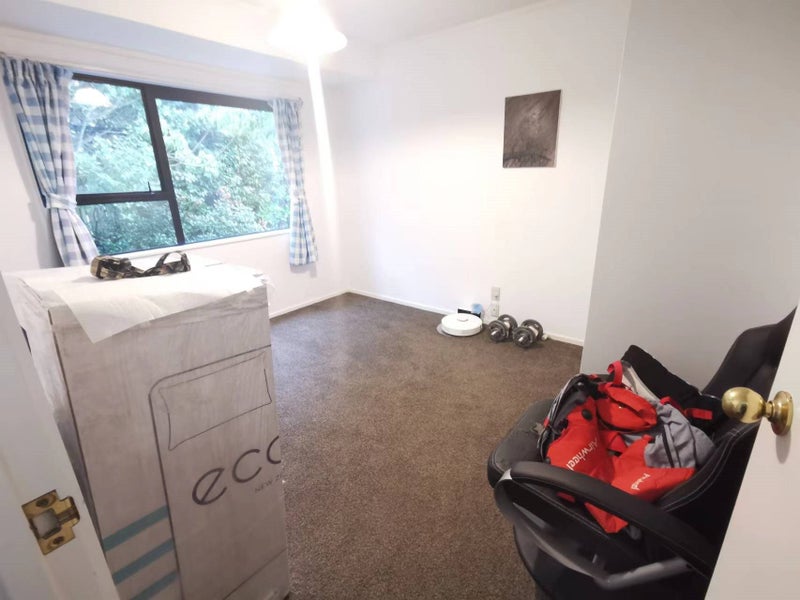 2/12 Belmont Terrace, Milford, Auckland - Carousel 2