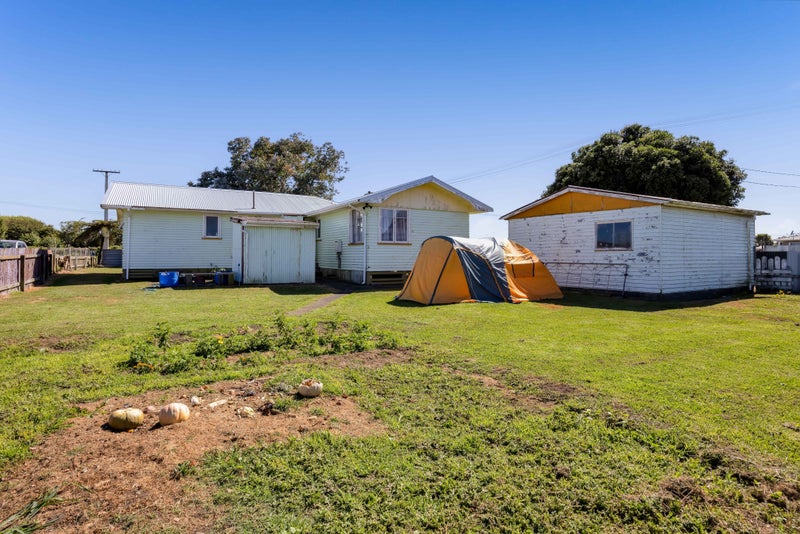 60 Kapuni Street, Manaia, Manaia - Carousel 13