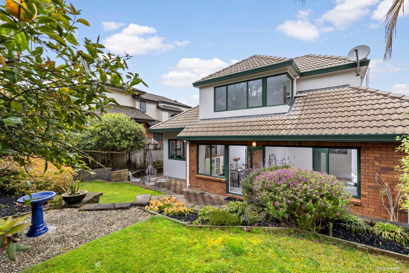 2/55 Raurenga Avenue, Royal Oak, Auckland - Carousel 2