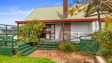 204 Cambridge Road, Bethlehem, Tauranga - Carousel 1