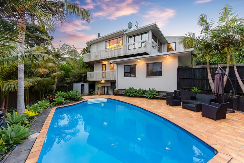 33 Stredwick Drive, Torbay, Auckland - Carousel 1