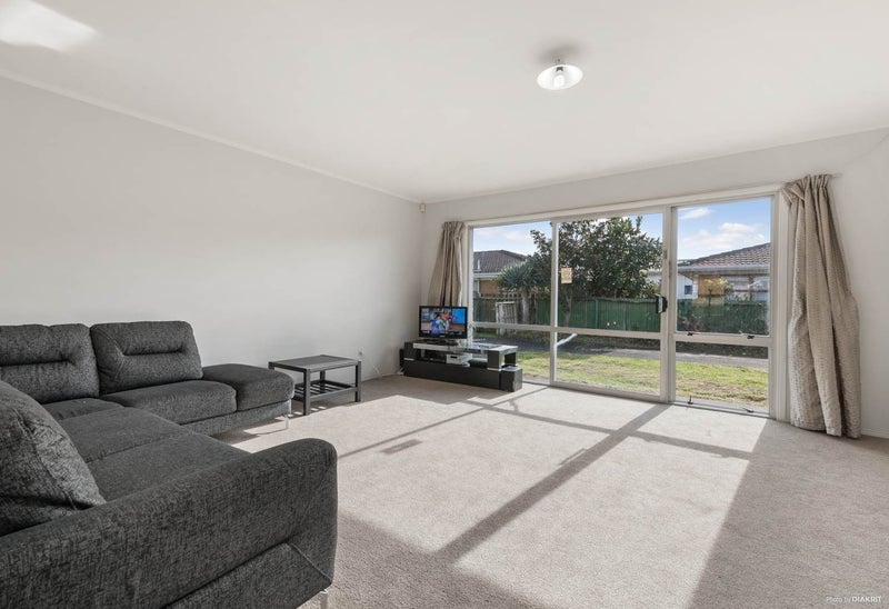 2/69 Rangitoto Road, Papatoetoe, Auckland - Carousel 2