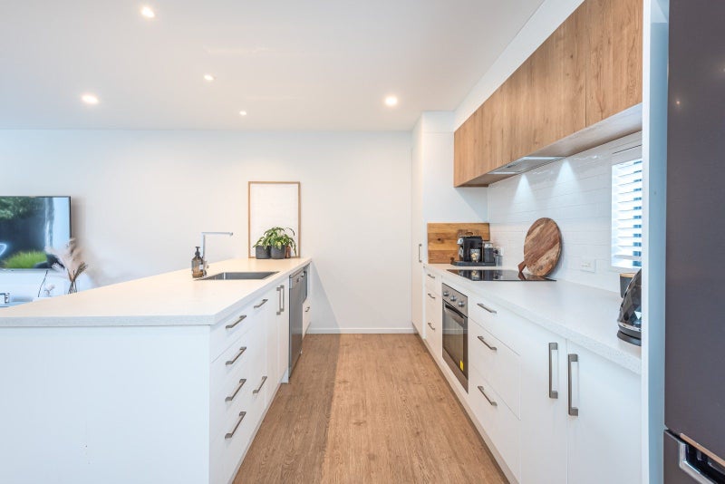 2/20 Hume Street, Sydenham, Christchurch - Carousel 2