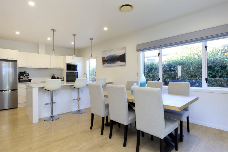 27A Warwick Crescent, Taradale, Napier - Carousel 1