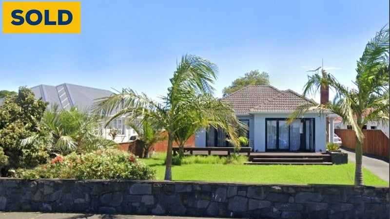 73 Dunkirk Road, Panmure, Auckland - Carousel 1