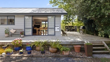 1113 Churchill Road, Tuakau - Carousel 1