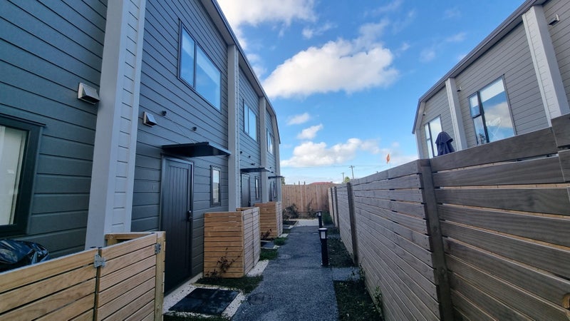 8/30 Bowater Place, Manurewa, Auckland - Carousel 8