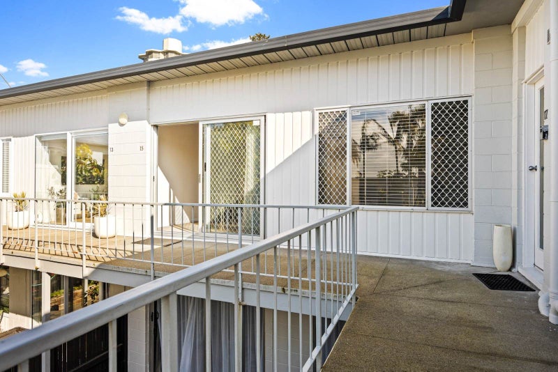 15/72 Kitchener Road, Milford, Auckland - Carousel 2