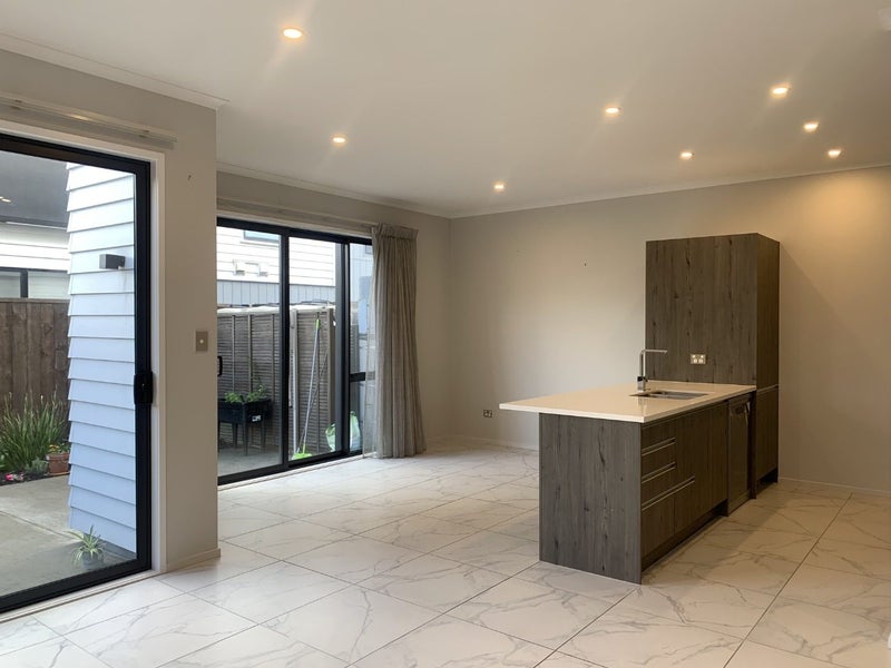 21 Eyton Kay Road, Hobsonville, Auckland - Carousel 2