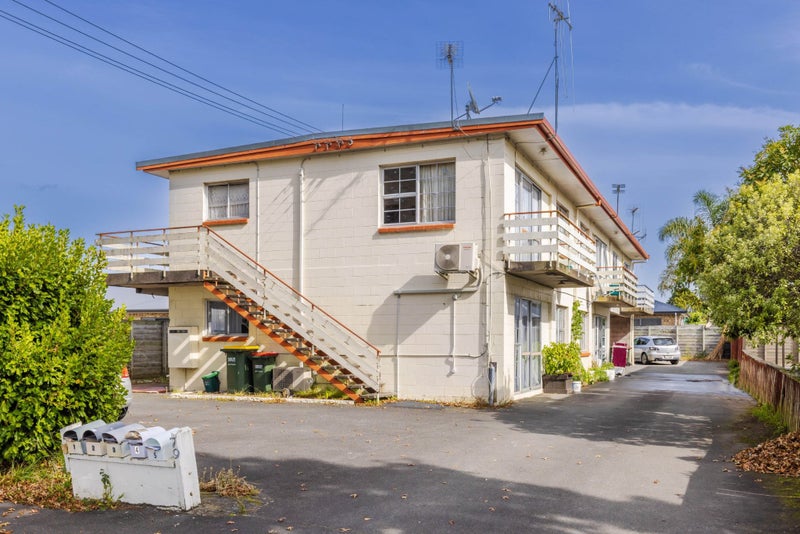 79E Firth Street, Hamilton East, Hamilton - Carousel 14
