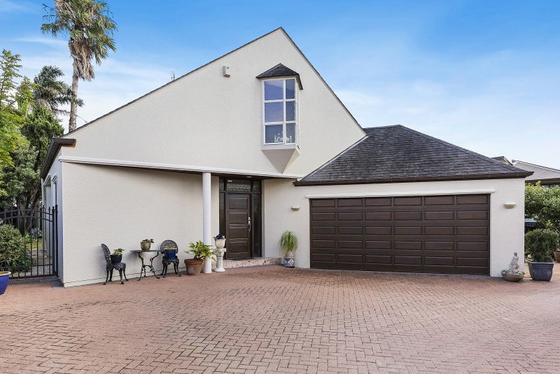 15B Bradbury Road, Botany Downs, Auckland - Carousel 2