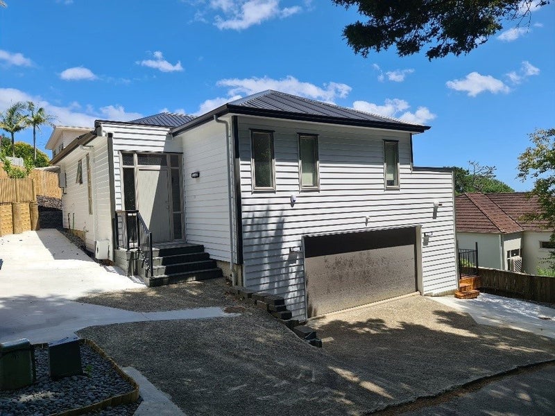 17C Balmain Road, Birkenhead, Auckland - Carousel 1