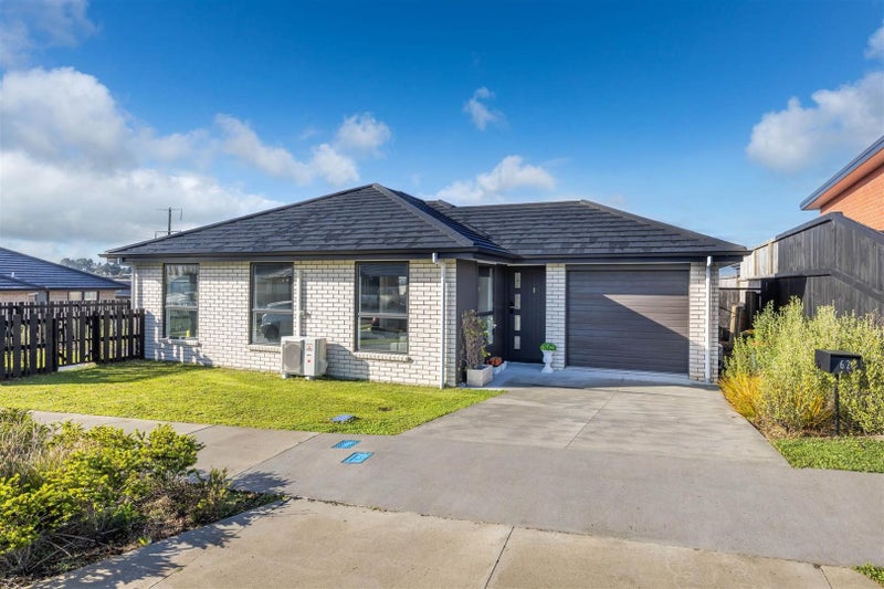 62 Pragma Rise, Rototuna North, Hamilton - Carousel 21
