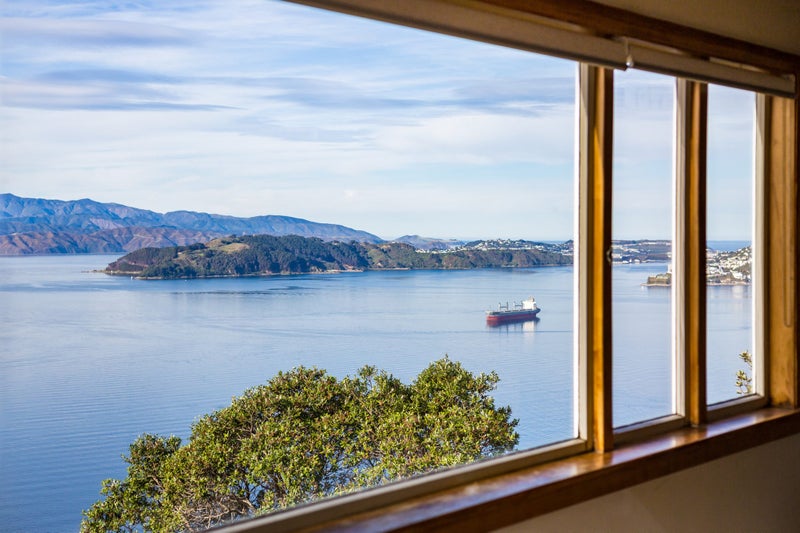 104 Nicholson Road, Khandallah, Wellington - Carousel 1