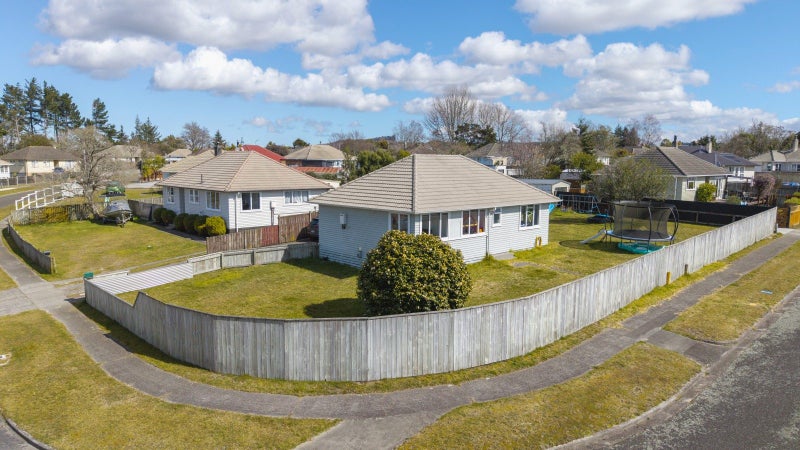 36 Rata Street, Wairakei, Taupo - Carousel 2