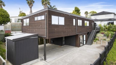 28C Kathleen Street, Totara Vale, Auckland - Carousel 1