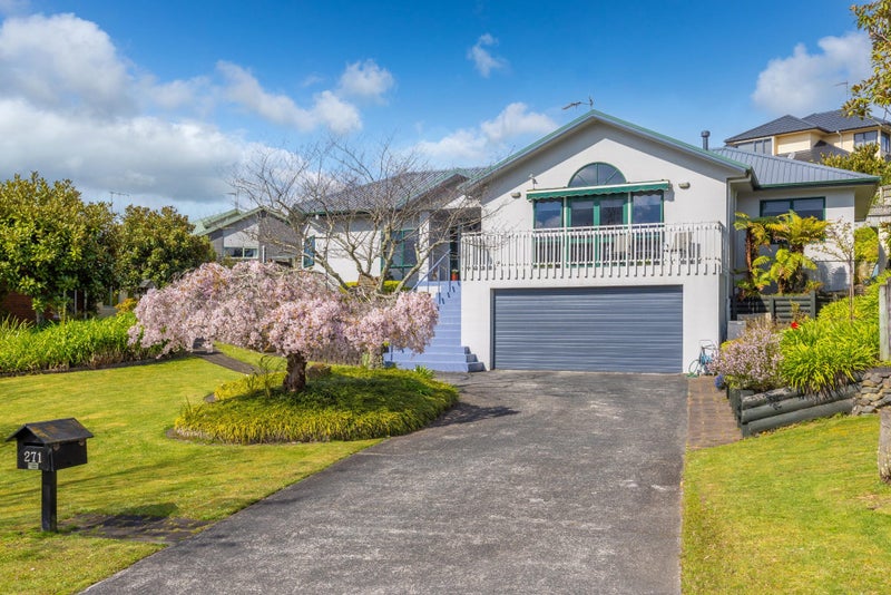 271 Grandview Road, Western Heights, Hamilton - Carousel 1